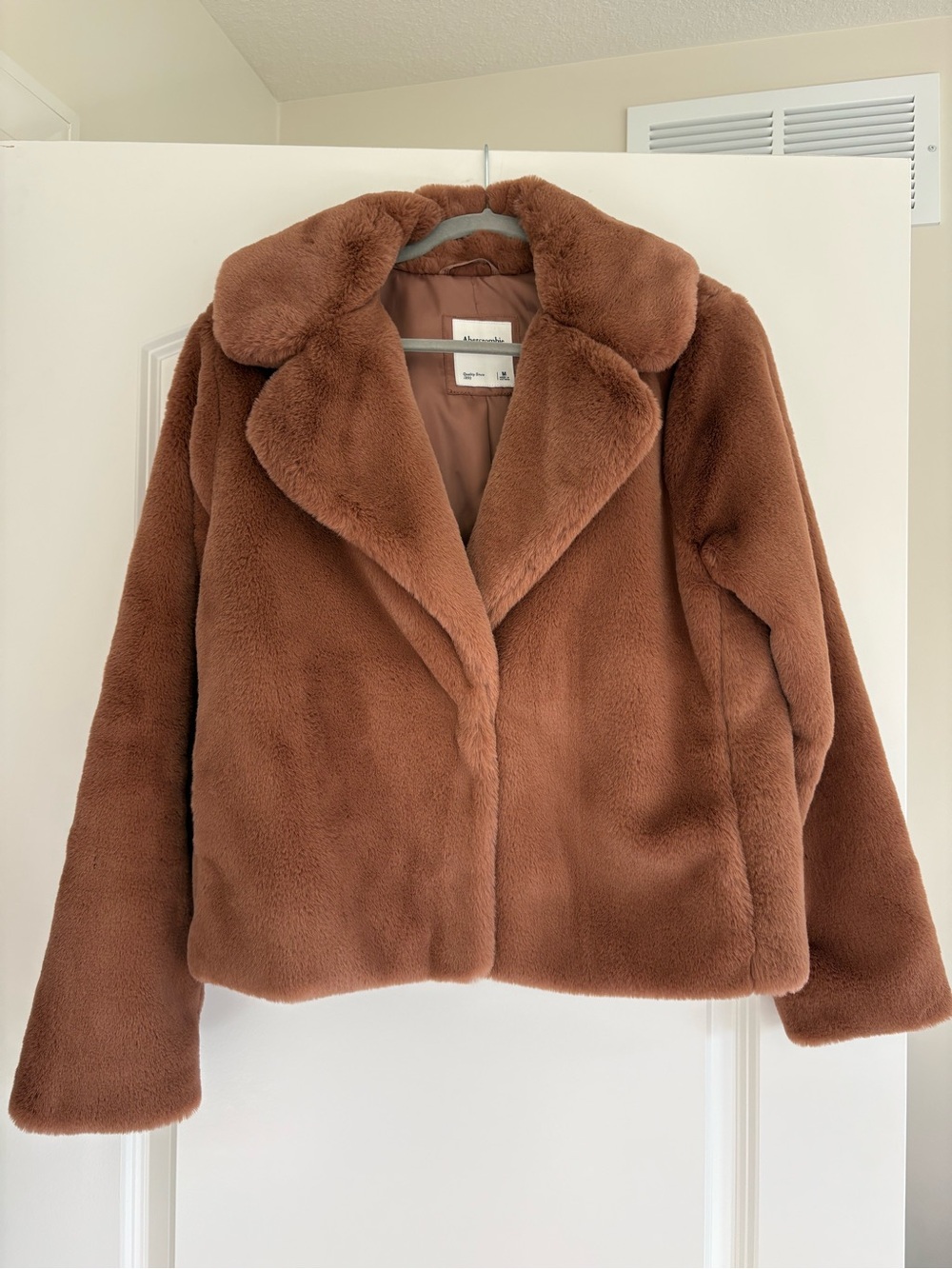 Abercrombie & Fitch brown fur jacket